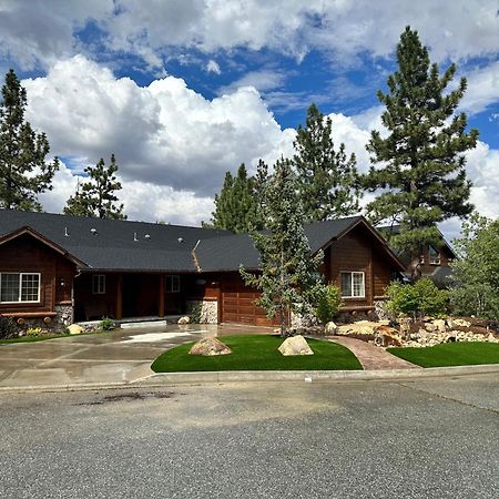 Custom Single Story Cabin With Jacuzzi Pool Table & Big Game Room With Arcade Games 大熊湖 外观 照片