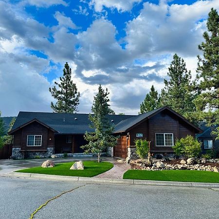 Custom Single Story Cabin With Jacuzzi Pool Table & Big Game Room With Arcade Games 大熊湖 外观 照片