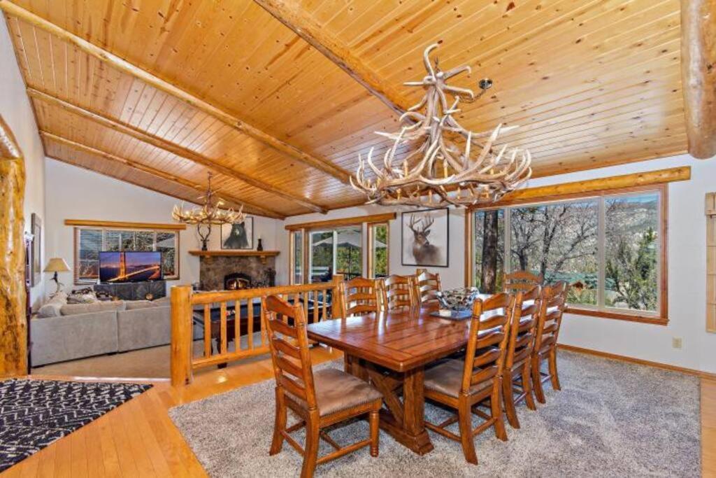 Custom Single Story Cabin With Jacuzzi Pool Table & Big Game Room With Arcade Games 大熊湖 外观 照片
