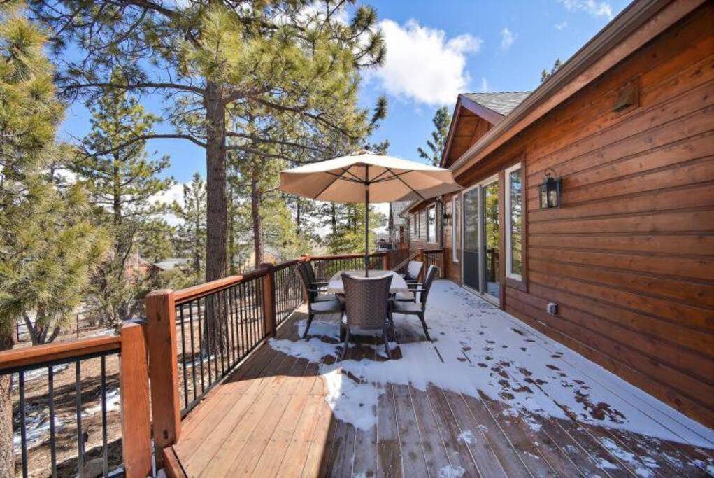 Custom Single Story Cabin With Jacuzzi Pool Table & Big Game Room With Arcade Games 大熊湖 外观 照片
